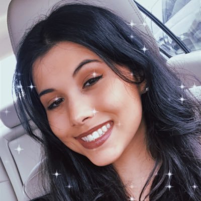 Profile Picture of Em 🦋 (@emmabourgeois18) on Twitter