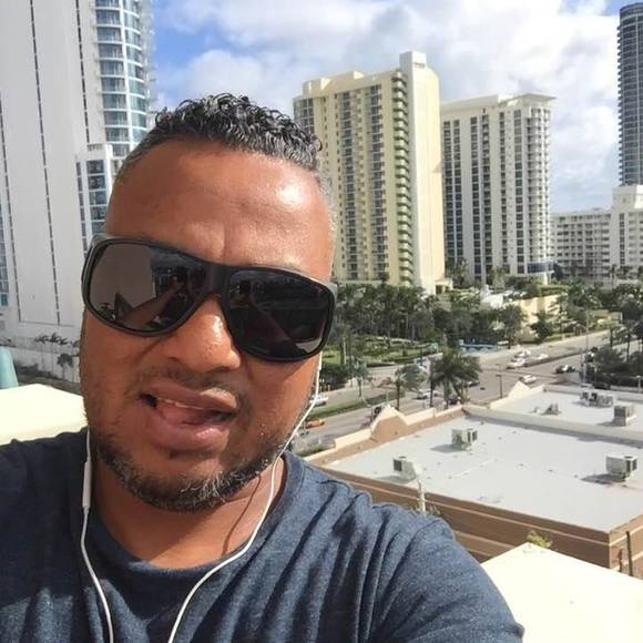 Profile Picture of Chano Chanin (@jolica76) on Poshmark