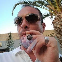 Profile Picture of David Revael (@davidrevael) on Tiktok