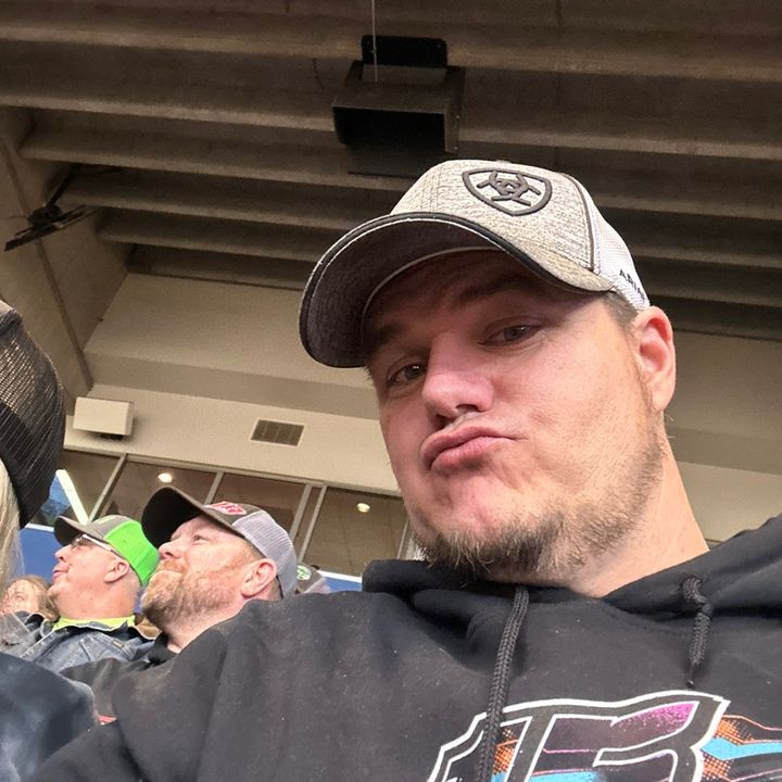 Profile Picture of Dustin Knerrer (@dustin.knerrer) on Tiktok