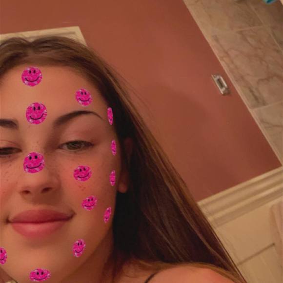 Profile Picture of Charlie Filiatrault (@c_filiatrault) on Poshmark