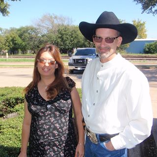 Profile Picture of Amanda Finger (Amanda Hamill) (@amanda.finger.5) on Facebook