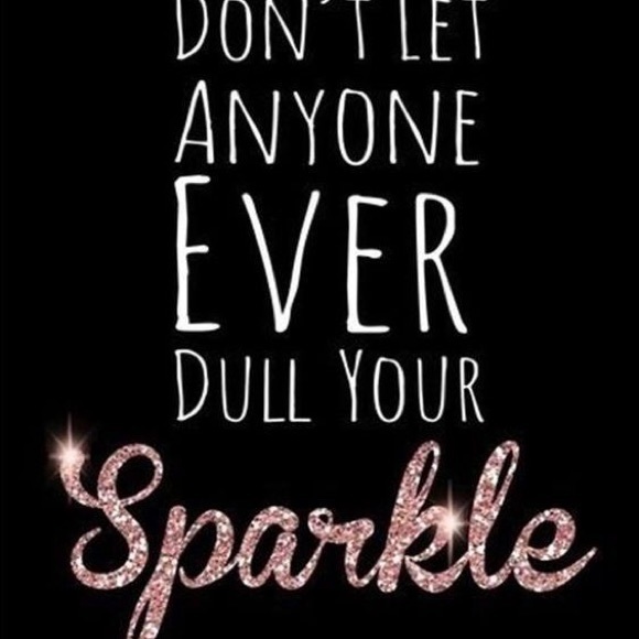 Profile Picture of Lina Polchinski (@lilipo) on Poshmark