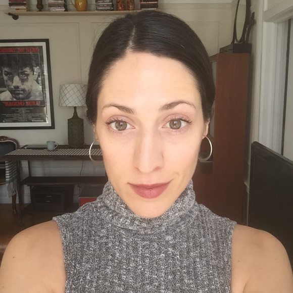 Profile Picture of Audrey Kallenberger (@audiane) on Poshmark