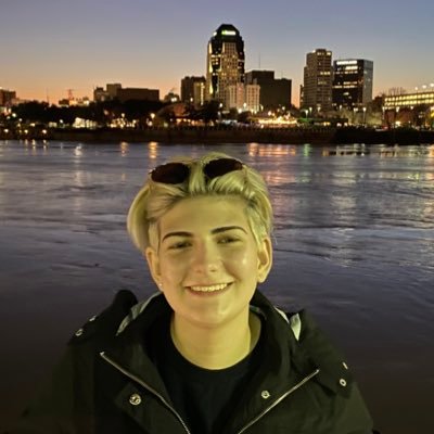 Profile Picture of Maddison (@maddisonhebert1) on Twitter