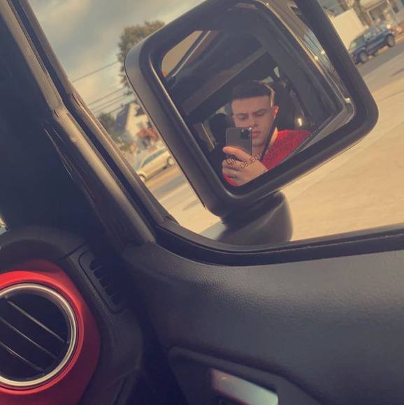 Profile Picture of Michael Fattori (@yoimmike) on Poshmark