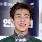 Profile Picture of 이현우 (@instahyunwoo) on Instagram