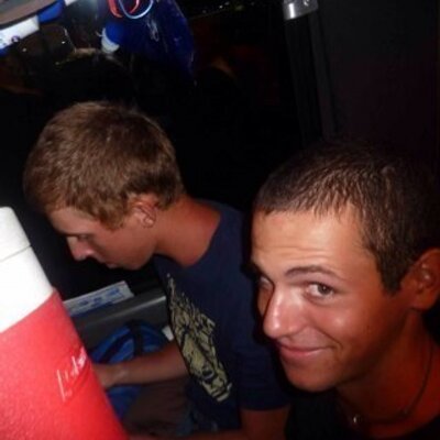 Profile Picture of Justin Seeger (@twiterlesjustin) on Twitter