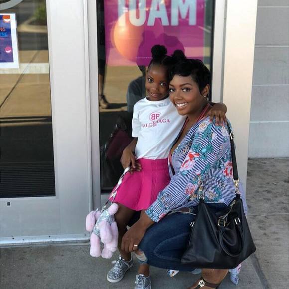 Profile Picture of De'hlu Sipley (@__day_lu) on Poshmark