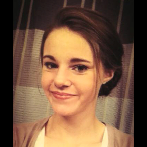 Madison Rowe - Poshmark Profile Picture of Madison Rowe (@madirowe) on Poshmark