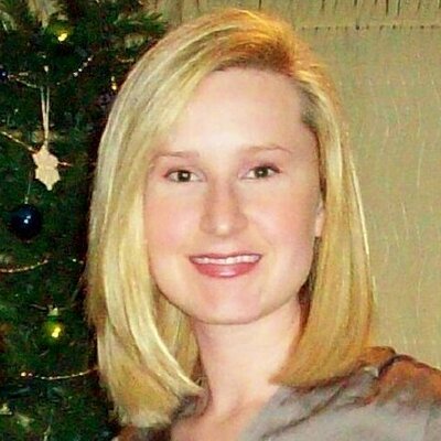 Profile Picture of Miranda Barrett (@adealbreaker) on Twitter