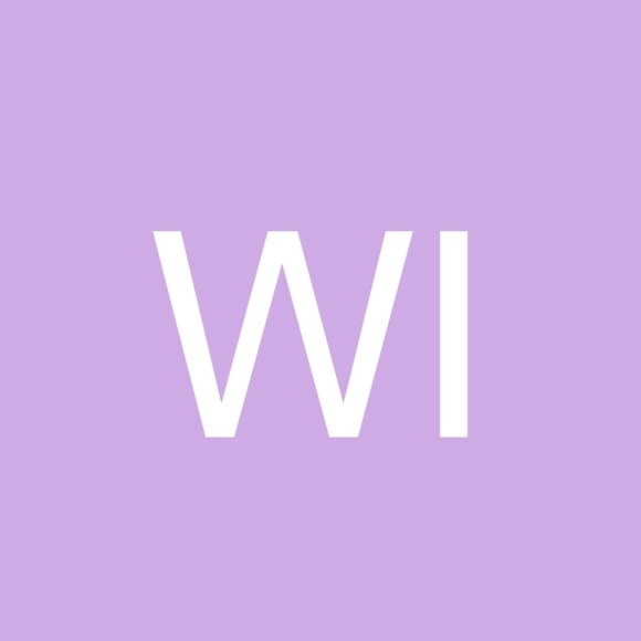 Profile Picture of Wuytack Iani (@mirtanave70) on Poshmark
