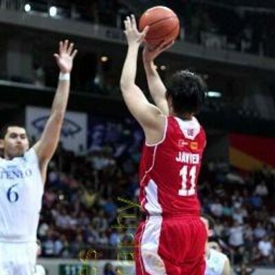 Profile Picture of Chris Javier (@chrisheavier) on Twitter