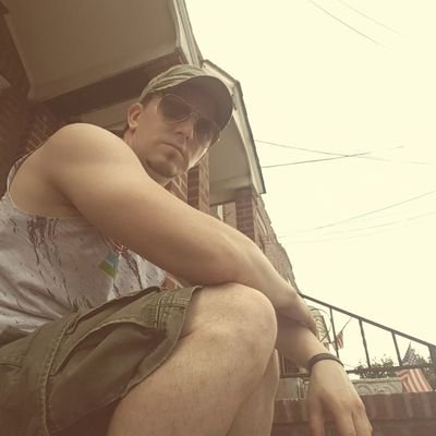 Profile Picture of Alex Rivas (@AlexR2332) on Twitter