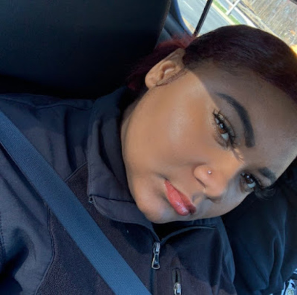 Profile Picture of Markyia Moyer (@markyiamoyer) on Poshmark