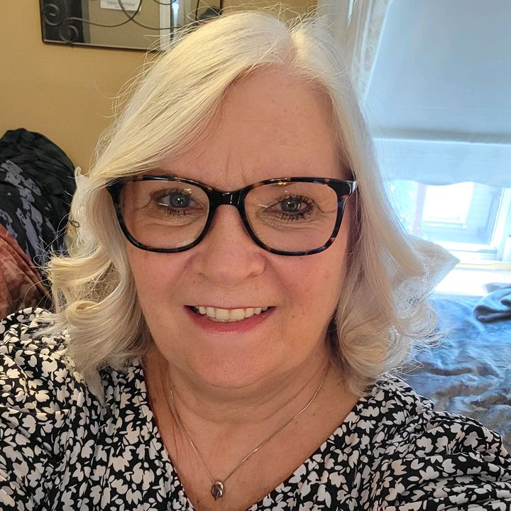 Profile Picture of Loretta Napierkowski (@lorettanap) on Tiktok