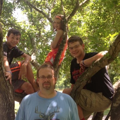 Profile Picture of Robin Martin (@RobinMar111730) on Twitter