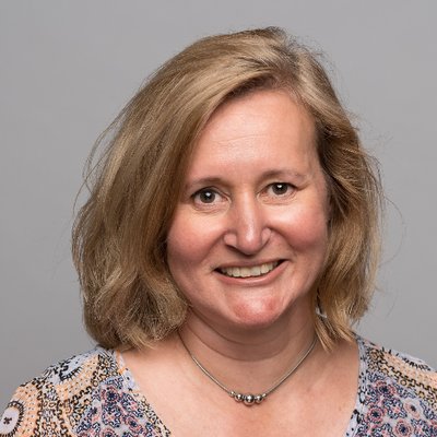 Profile Picture of Jennifer Packard (@JenLPackard) on Twitter