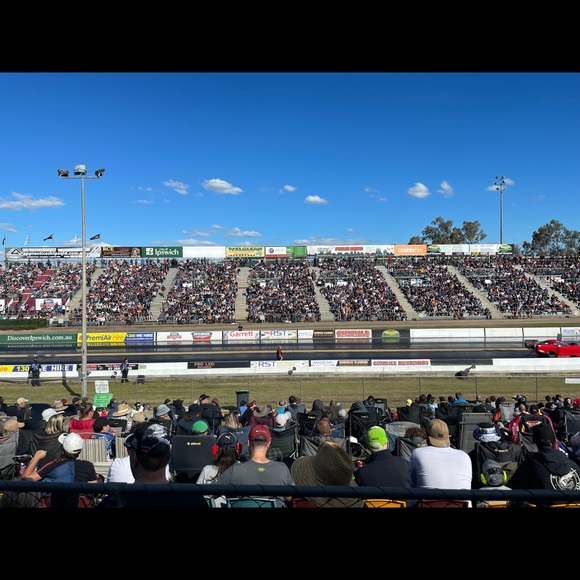 Profile Picture of James Vinson (@jimmy04137) on Poshmark