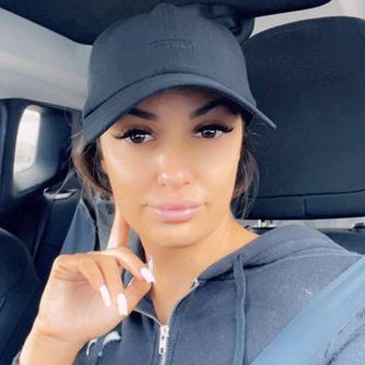 Profile Picture of vivianchandler (@vivianchandler7) on Tiktok