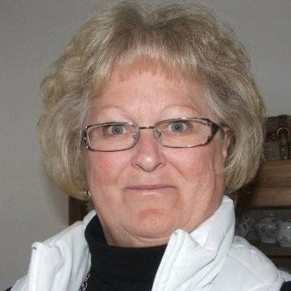 Bonnie Slater - Poshmark Profile Picture of Bonnie Slater (@slaterbonnie) on Poshmark