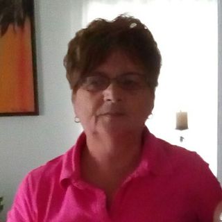 Colette Boucher - Facebook Profile Picture of Colette Boucher (@colette.boucher.520) on Facebook