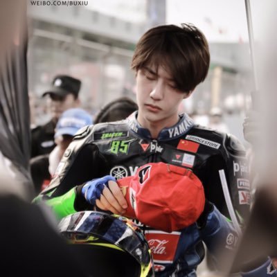 Profile Picture of  💐 (@nimnualrat5) on Twitter