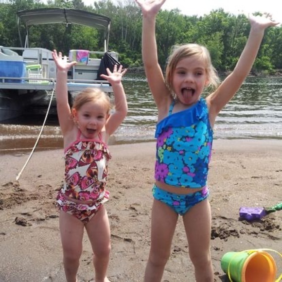 Profile Picture of Sheila Ittner (@grammyittner) on Poshmark