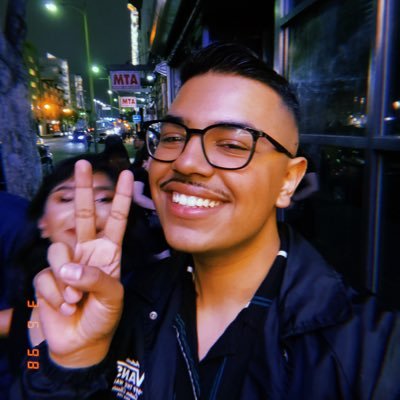 Profile Picture of Robert Lara (@rlara1099) on Twitter