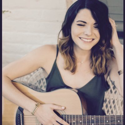 Profile Picture of Michele McGuire (@MicheleMcGMusic) on Twitter