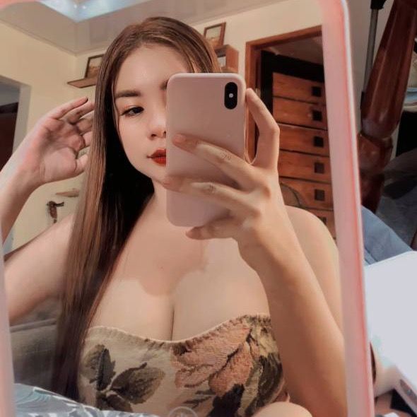 Profile Picture of Vie (@angel_fields) on Tiktok