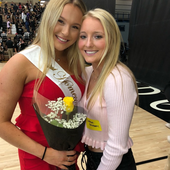 Profile Picture of Siobhan Claugherty (@sclaugherty) on Poshmark