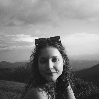 Profile Picture of Jackie Van Dyck (@jackievandyck) on Twitter