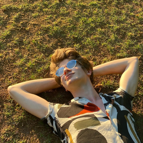 Profile Picture of Ali Nitowski (@alialeksander1) on Poshmark