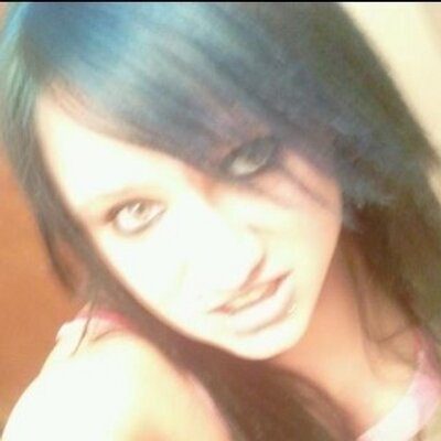 Profile Picture of Kayla Marie Burkett (@1220kc2011) on Twitter