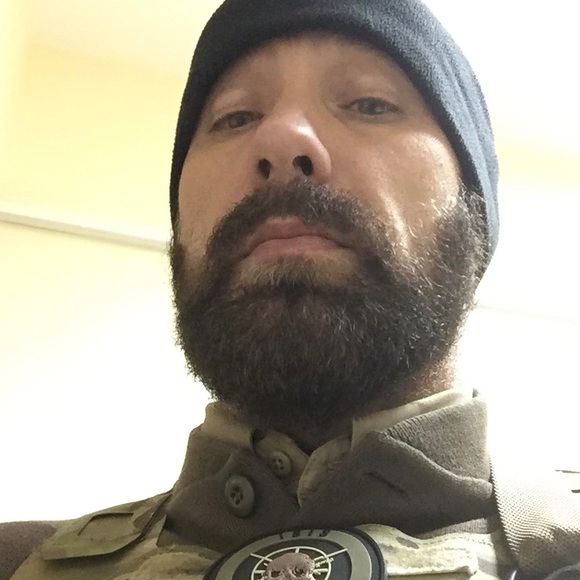 Profile Picture of Robert Nadeau (@ammonraa) on Poshmark