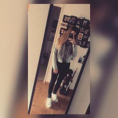 Profile Picture of Vanessa Neuer (@VaneOner) on Twitter