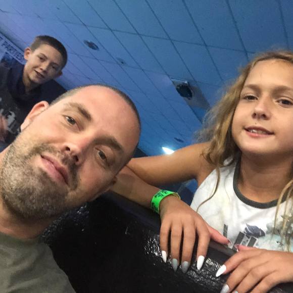 Profile Picture of Kenny Holt (@kennyholt76) on Poshmark