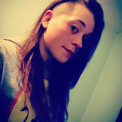 Profile Picture of Fay Warner (@PixieFw) on Twitter