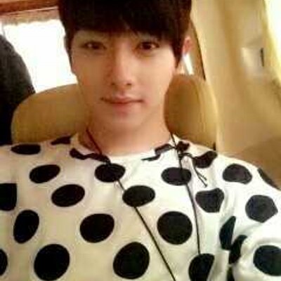 Profile Picture of 씨클라운'Ray Int Forum (@CclownRayBias) on Twitter
