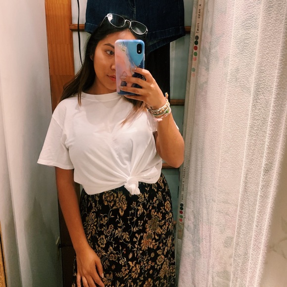 Profile Picture of Erika Espinosa (@erikaespinosaa) on Poshmark