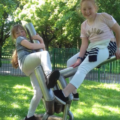 Profile Picture of Paula Rowson (@paula_rowson) on Twitter