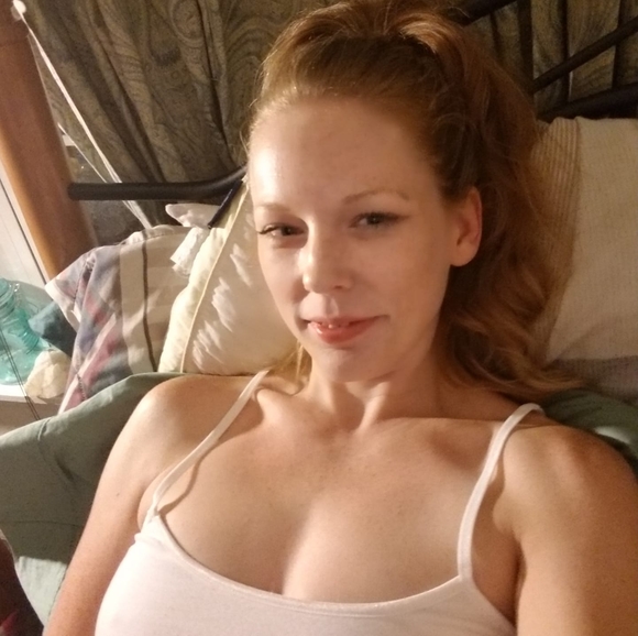 Profile Picture of Valerie Cline rosalino (@valcline427) on Poshmark