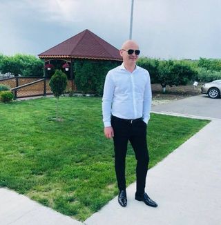 Iulian Popa - Facebook Profile Picture of Iulian Popa (@iulian.popa.336) on Facebook