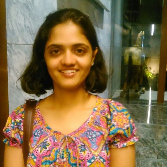 Profile Picture of Pooja Wagh (@poojaw256) on Poshmark