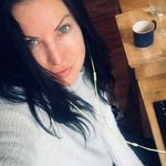 Profile Picture of Crystal Kerr (@sistersurf) on Instagram