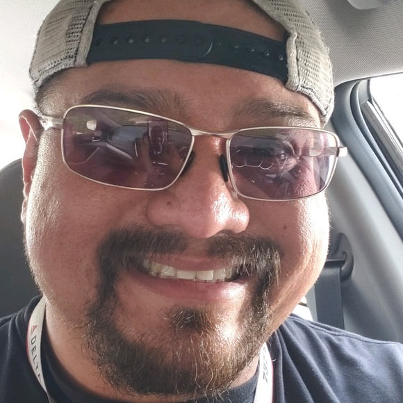 Profile Picture of Pablos Uribe (@nunoifp) on Poshmark