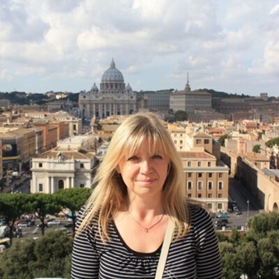Profile Picture of Sharon Blakey (@sharonablakey) on Twitter