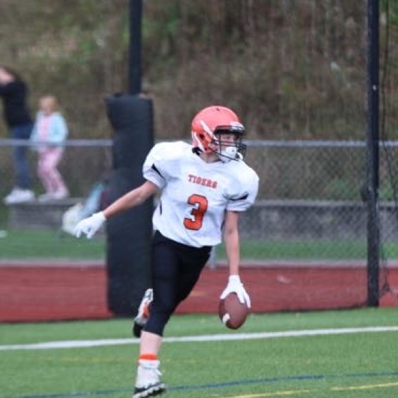 Profile Picture of Joseph Gennarelli (@j_gennarelli) on Poshmark