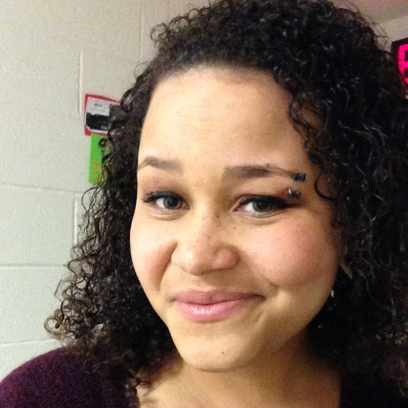 Profile Picture of Michaela Blake (@micblakely) on Poshmark